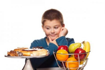 boy-food-choice-120118-w450