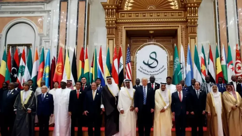 أمة العرب حدود من سراب وسيادة في غياب! فلسطين أون لاين