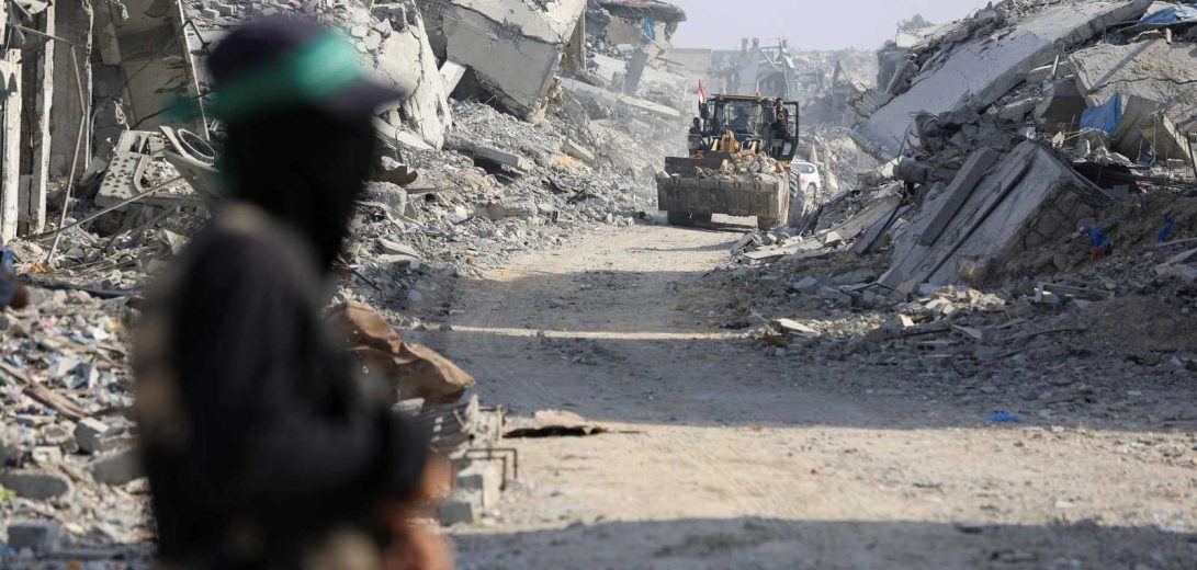 غزة عند مفترق الطرق أتُشعل الأزمة تحولا إقليميا أم تُطيل أمد الصراع؟ - عبد الرحمن محمد – مدونات الجزيرة