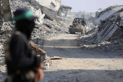 غزة عند مفترق الطرق أتُشعل الأزمة تحولا إقليميا أم تُطيل أمد الصراع؟ - عبد الرحمن محمد – مدونات الجزيرة