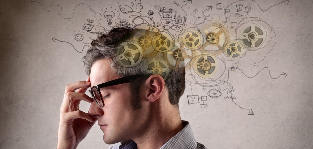 سيكولوجية الغباء = الأبعاد النفسية والمعرفية والاجتماعية (الإنسان حين يعطل عقله طوعًا أو كرهًا) - محمد عاشور صادق - بصائر