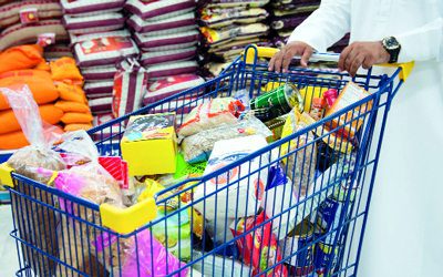 قد تكمن وراء التسوق عقد النقص باقتناء الأشياء والممتلكات، ما يشكل تعويضاً لهذا النقص الذي يشعر به الفرد